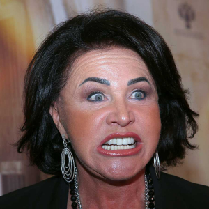 Выпившая Бабкина выпала из окна гостиницы