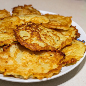 Драники станут фирменным блюдом вашей кухни: настоящий белорусский рецепт